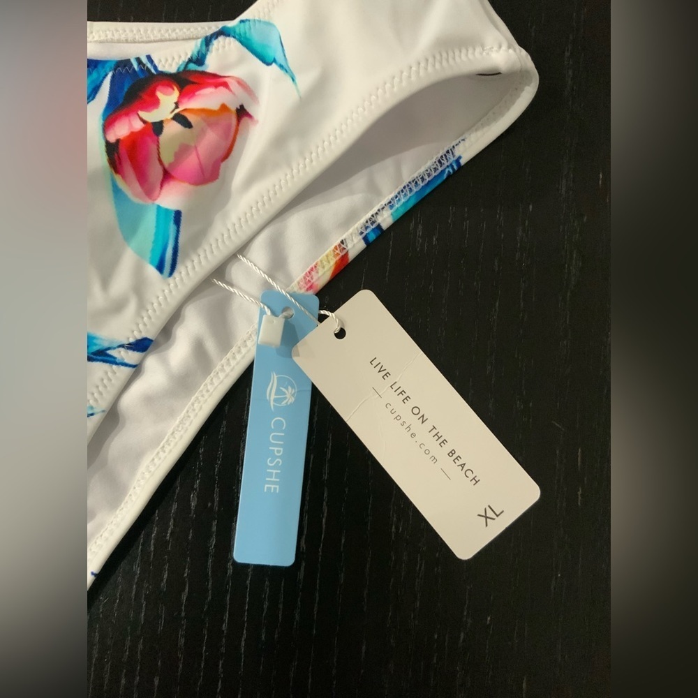 Cupshe Floral Bikini High rise Bottom NWT - Picture 2 of 3